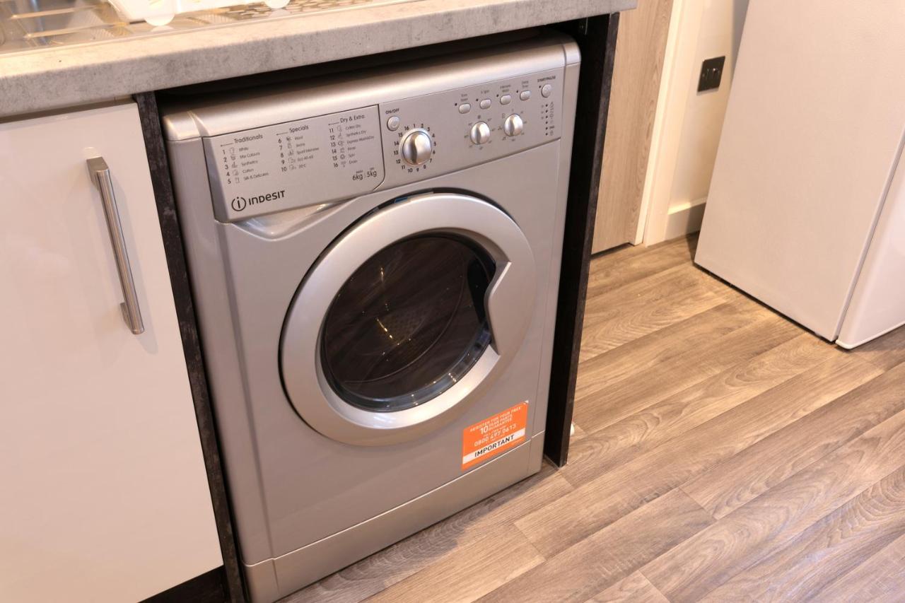 Hoemli Smart City Centre Apartment Leicester Exterior foto